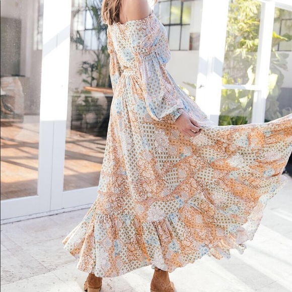 LAUV MAYA OFF SHOULDER MAXI DRESS JAASE BOUTIQUE - Picture 5 of 8